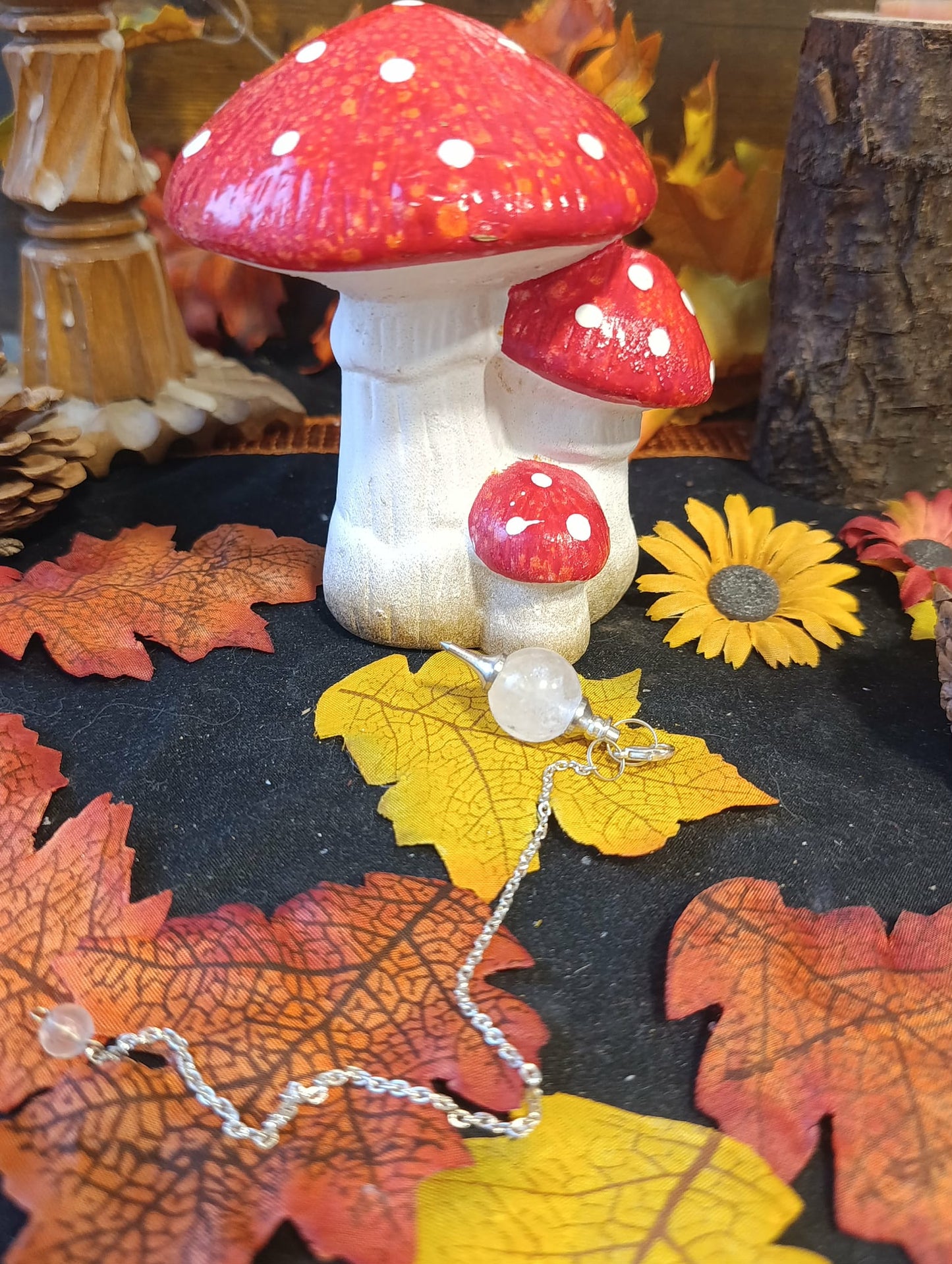 Pendule sphère cristal de roche