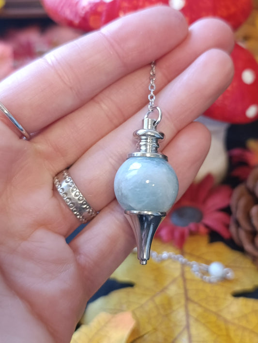 Pendule sphère aigue marine