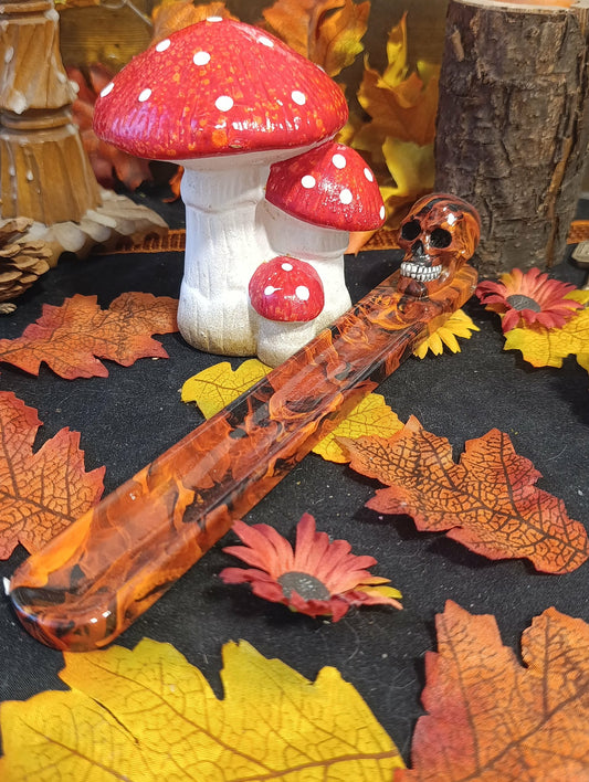 Porte-encens tête de mort marbré