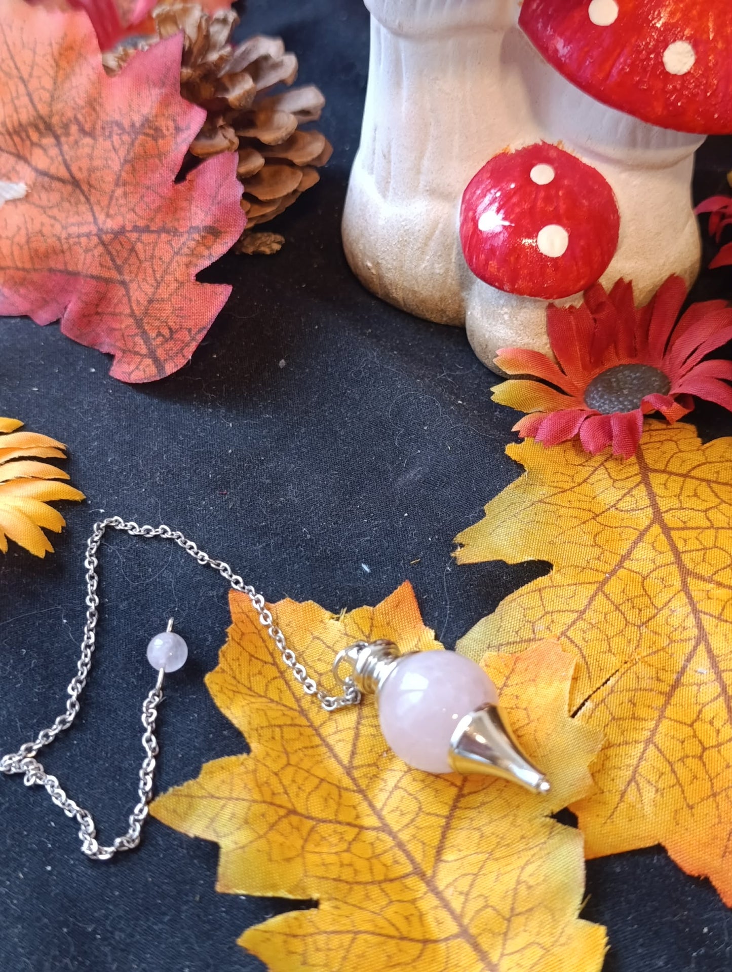 Pendule sphère quartz rose