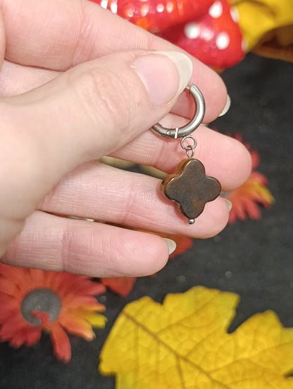 Boucle d'oreille fleur Œil de Tigre