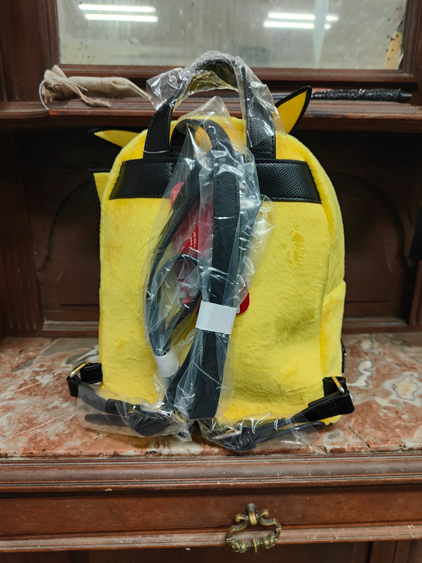 Sac pelucheux pikachu