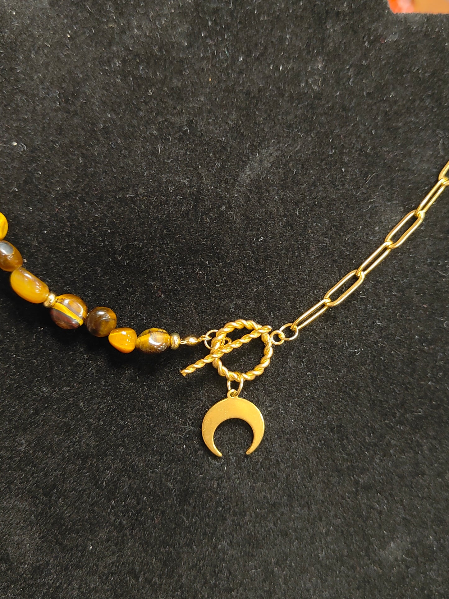 Collier oeil de tigre lune