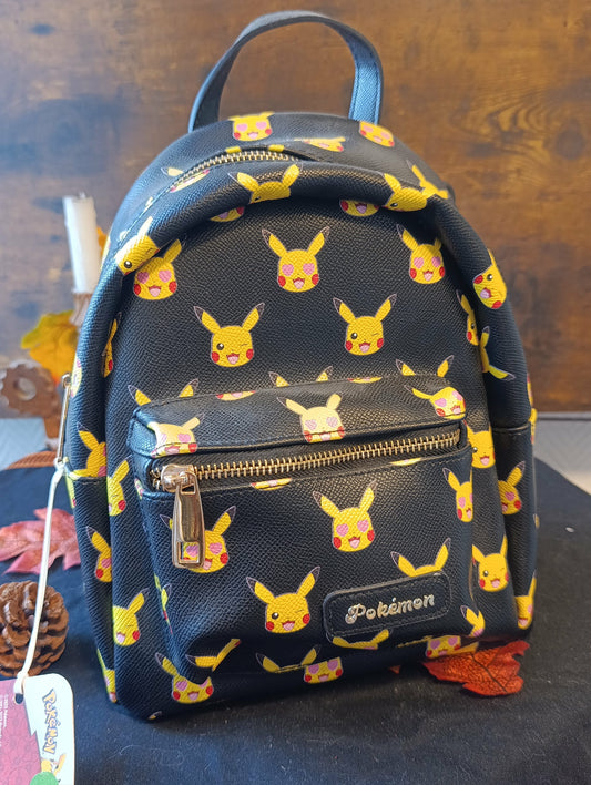 Sac à dos pokémon pikachu coeur