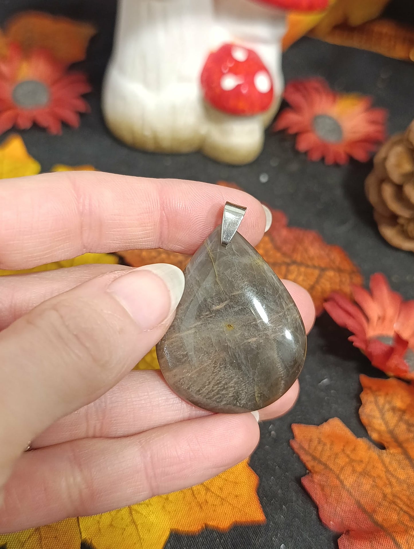 Pendentif Pierre de Lune Noire Goutte