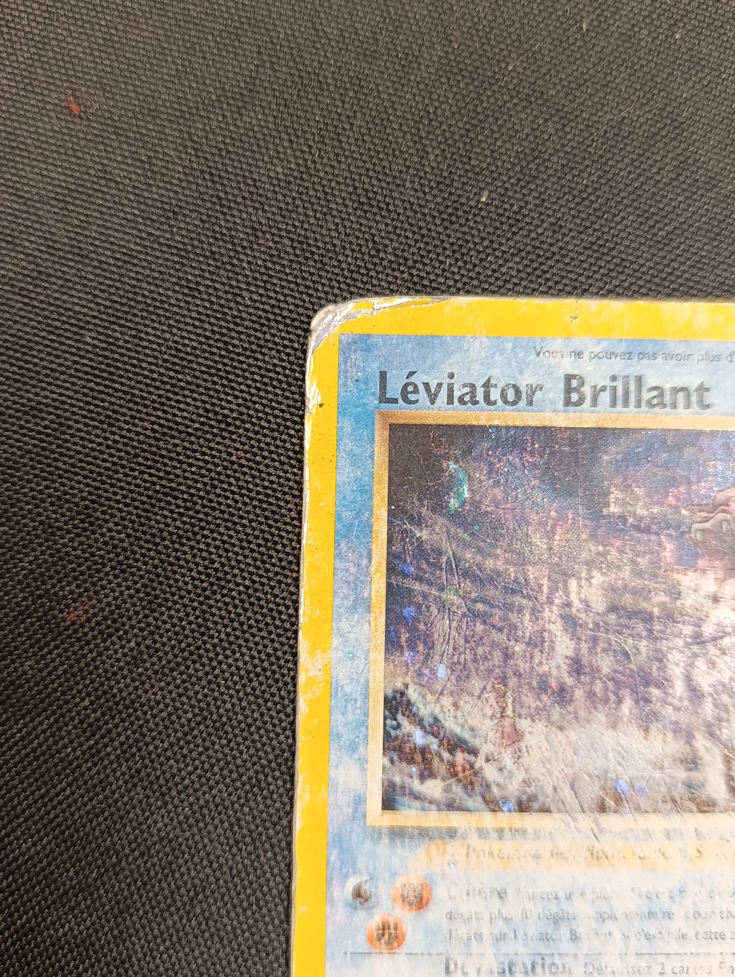 Carte Leviator brillant