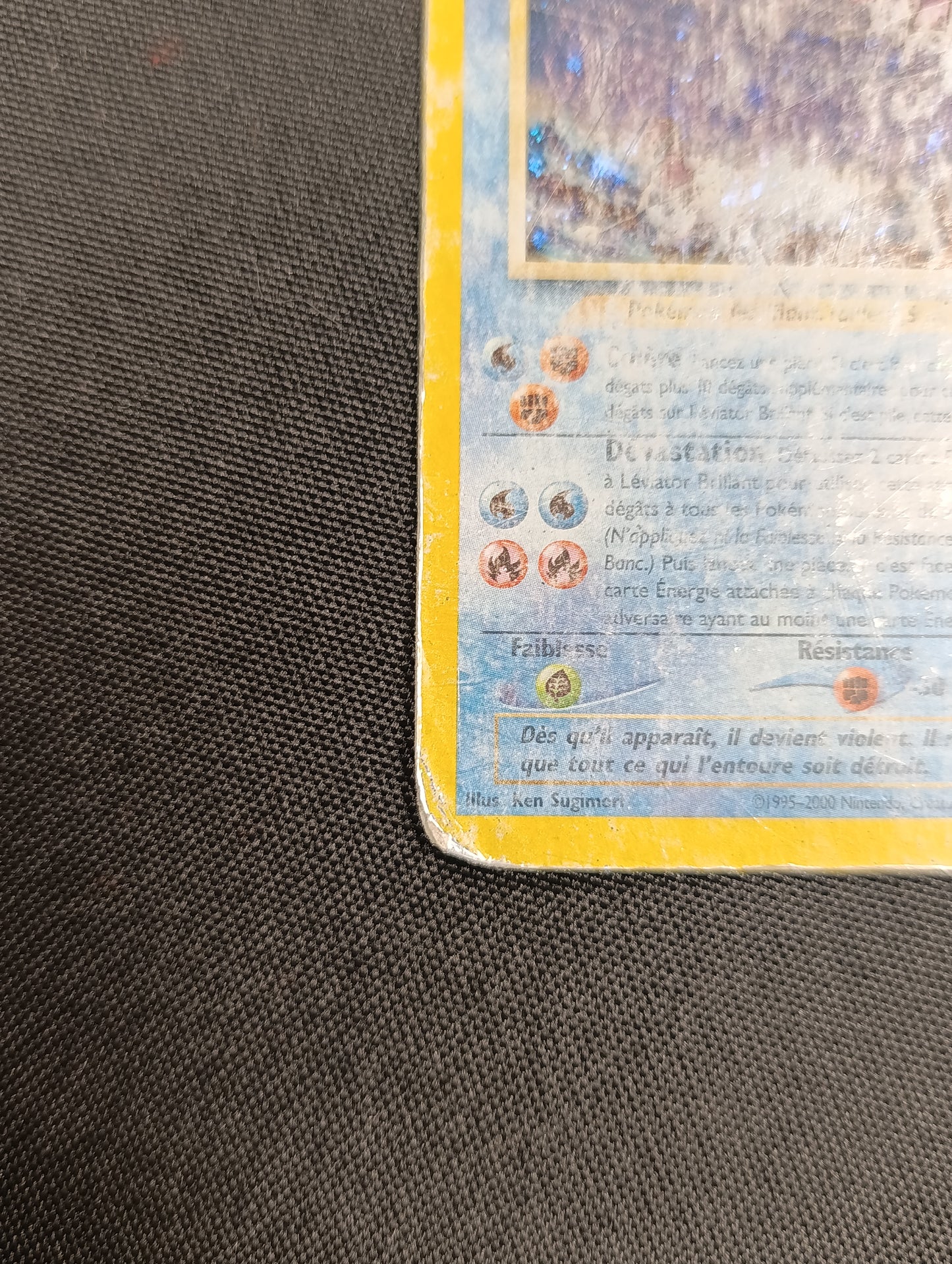 Carte Leviator brillant